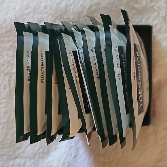 TRESemme intensive hair masks - Picture 4 of 5